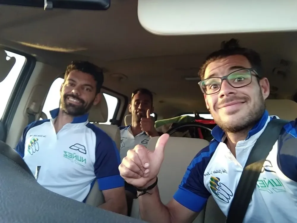 El Piojo Presa (der.) ganó la Vuelta de Flores