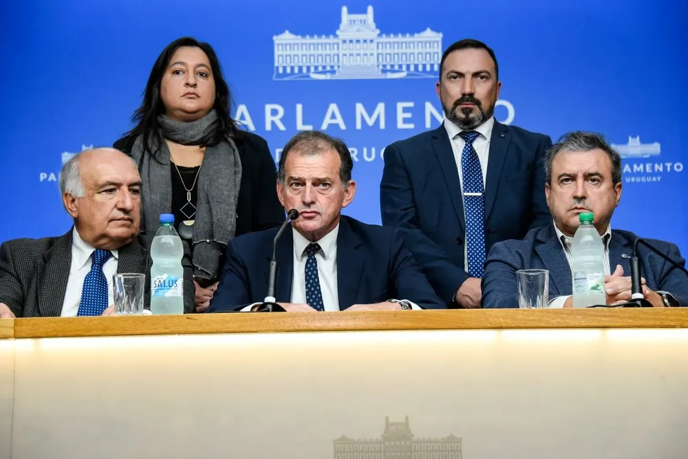 Archivo, conferencia de prensa de Cabildo Abierto