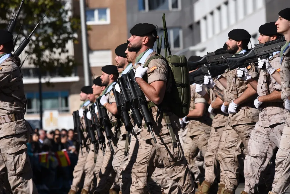 El Boletín Oficial del Estado (BOE) ha publicado este jueves la norma que elimina con carácter general los límites de estatura a la hora de acceder a la escala de cabos y guardias de la Guardia Civil.