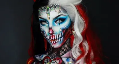 La pintora de cuerpos y estrella de redes sociales Ellie es conocida en Instagram por sus looks fantasmagóricos.
