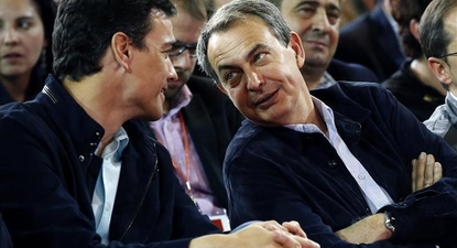 El presidente del Gobierno español, Pedro Sánchez y el expresidente Rodríguez Zapatero.