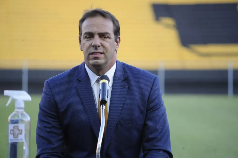 Ruglio habló con Ignacio Alonso por los arbitrajes que perjudicaron a Peñarol