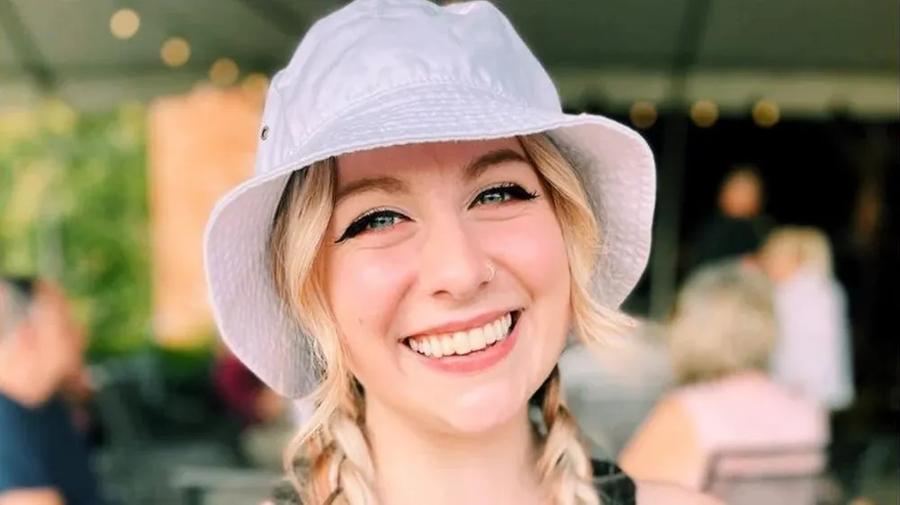 Abby Zwerner recibió un disparo después de un altercado con un alumno de 6 años en Virginia