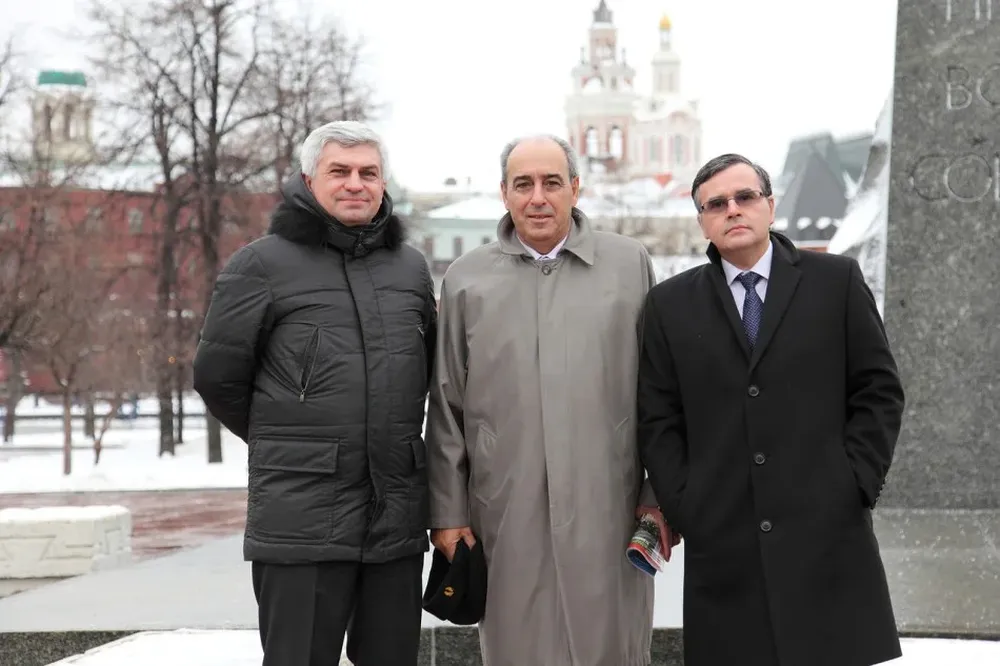 Stanislav Gradov, Alfredo Fratti y Anibal Cabral en Moscú
