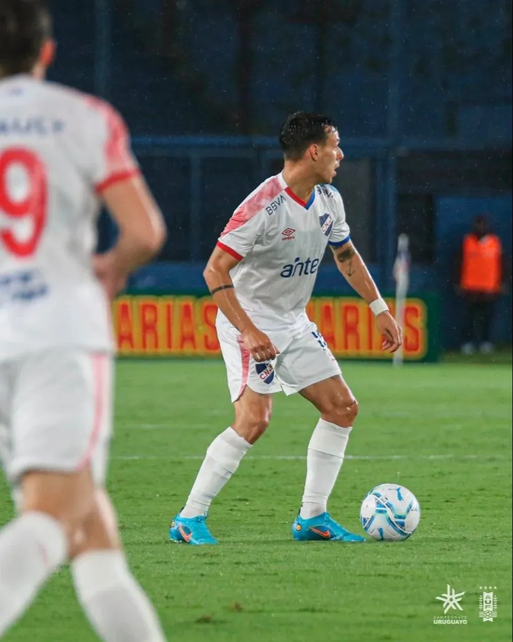 Otormín con la pelota