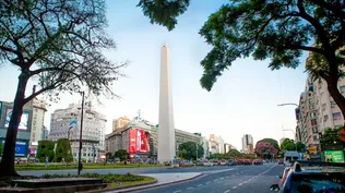 Uruguayos viajan más a Argentina y gastaron US$ 392 millones