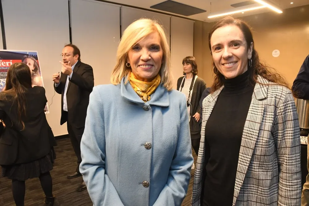 Beatriz Argimón y Natalia Roba