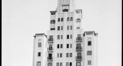 El edificio inspirado en los emblemáticos rascacielos neoyorquinos que se construyó en Uruguay durante el siglo pasado