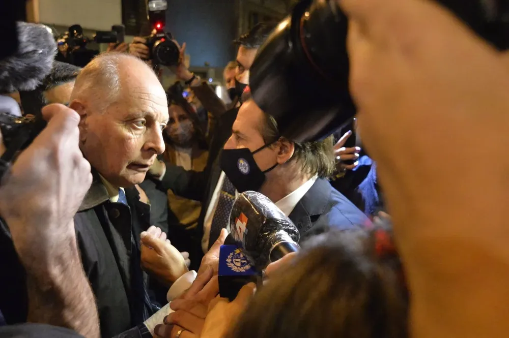 Salle cruzó al presidente Lacalle