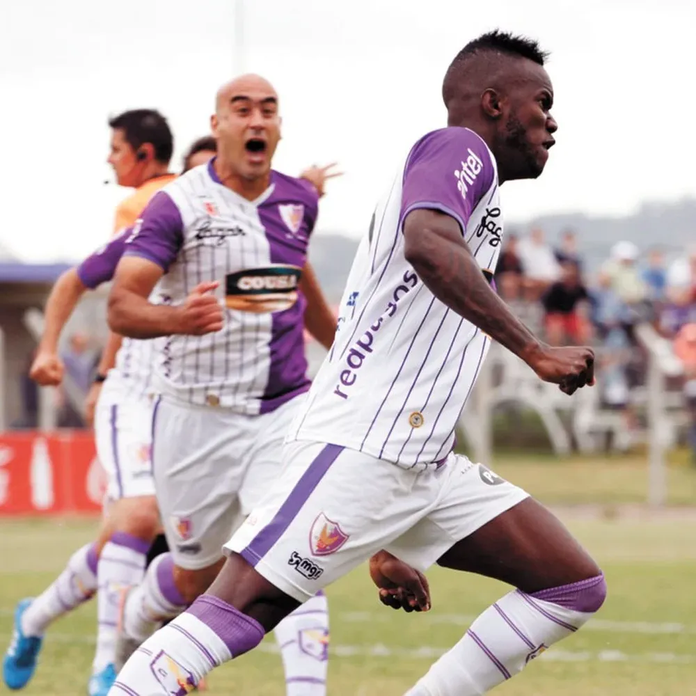 El furioso festejo de Waterman y de Ferro