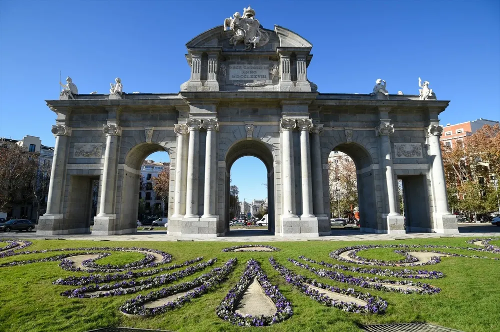 La Puerta de Alcalá.