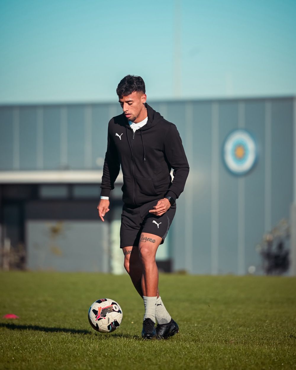 Luciano Rodríguez entrenó este miércoles en la Montevideo City Football Academy Luciano Rodríguez entrenó este miércoles en la Montevideo City Football Academy