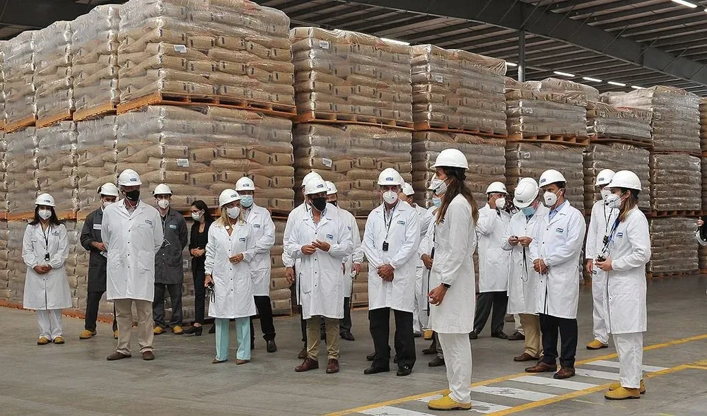 Se realizó una recorrida para explicar el funcionamiento de la nueva apuesta de Conaprole.