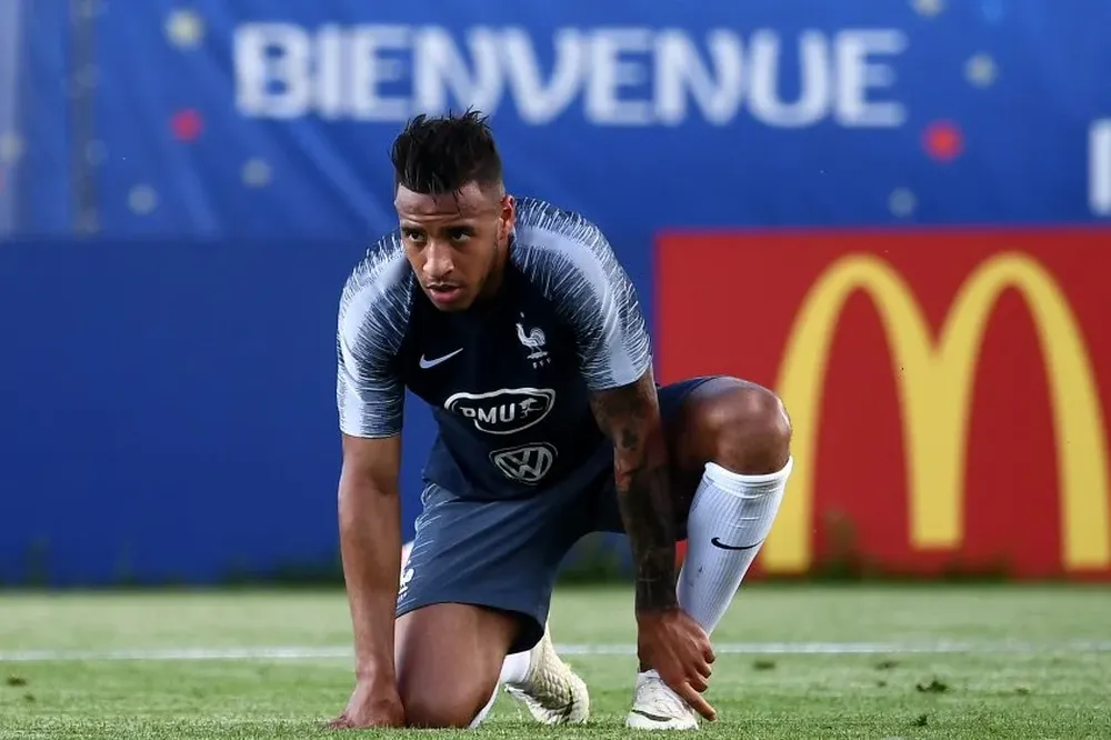 Corentin Tolisso, de Bayern Múnich, es una de las opciones que maneja el DT francés 