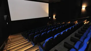 Entre la pantalla y la incertidumbre: los cines ante un protocolo que no afloja y películas que no llegan