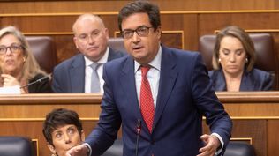 El ministro Óscar López.