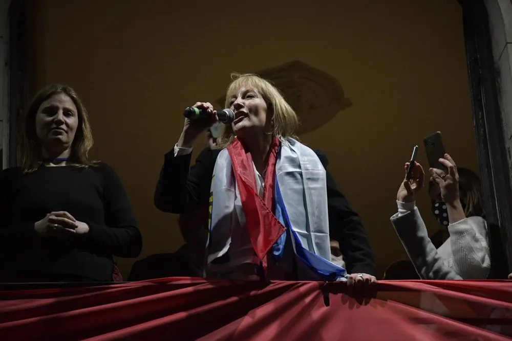 Carolina Cosse busca un fideicomiso de US$ 50 millones