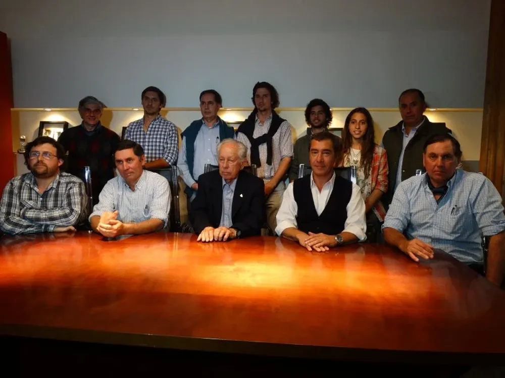 Parte de la familia Sanguinetti Gallinal con integrantes de los escritorios rematadores en la conferencia