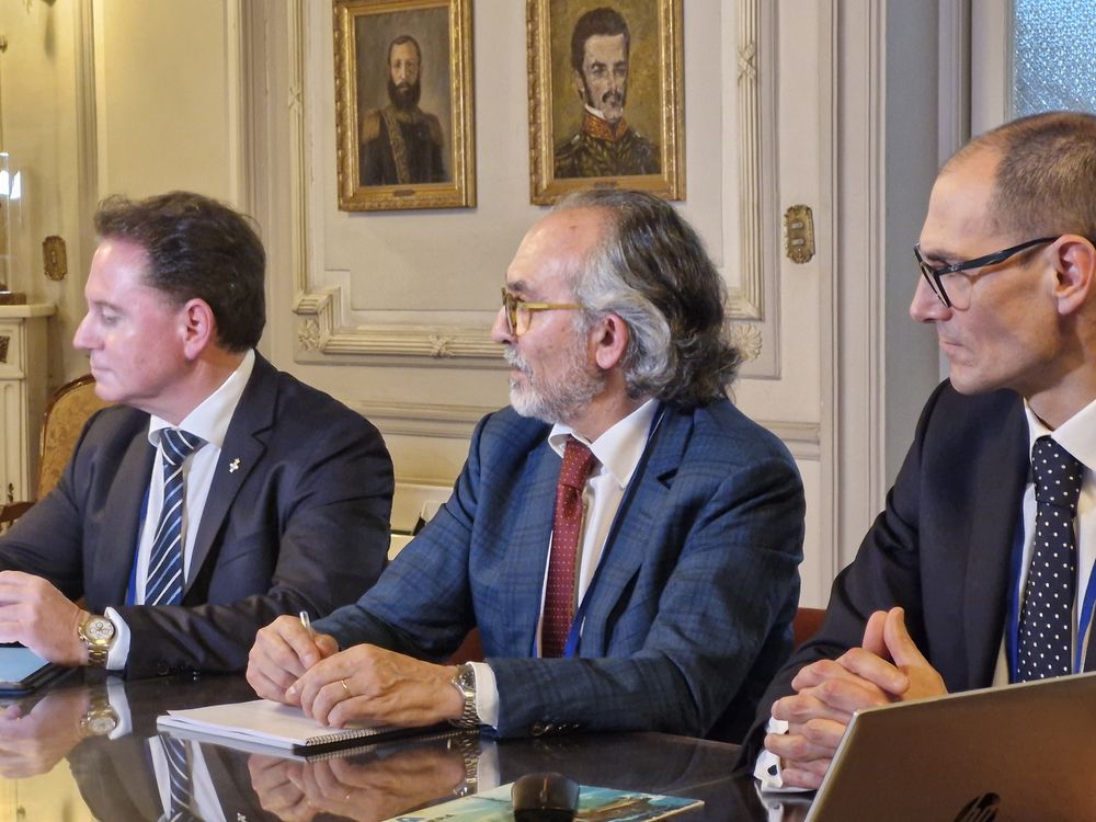 [Imagen: 1000284761jpg.jpg]
