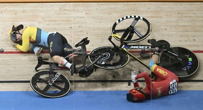 Nicky Degrendele y Yuan Liying tras la caída