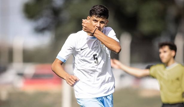 Facundo Quartiani, juvenil de Nacional en la sub 16 de Uruguay