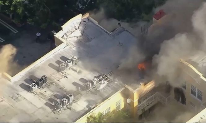 Impresionante incendio en Miami y un hombre baleado: La Policía investiga la conexión entre los hechos