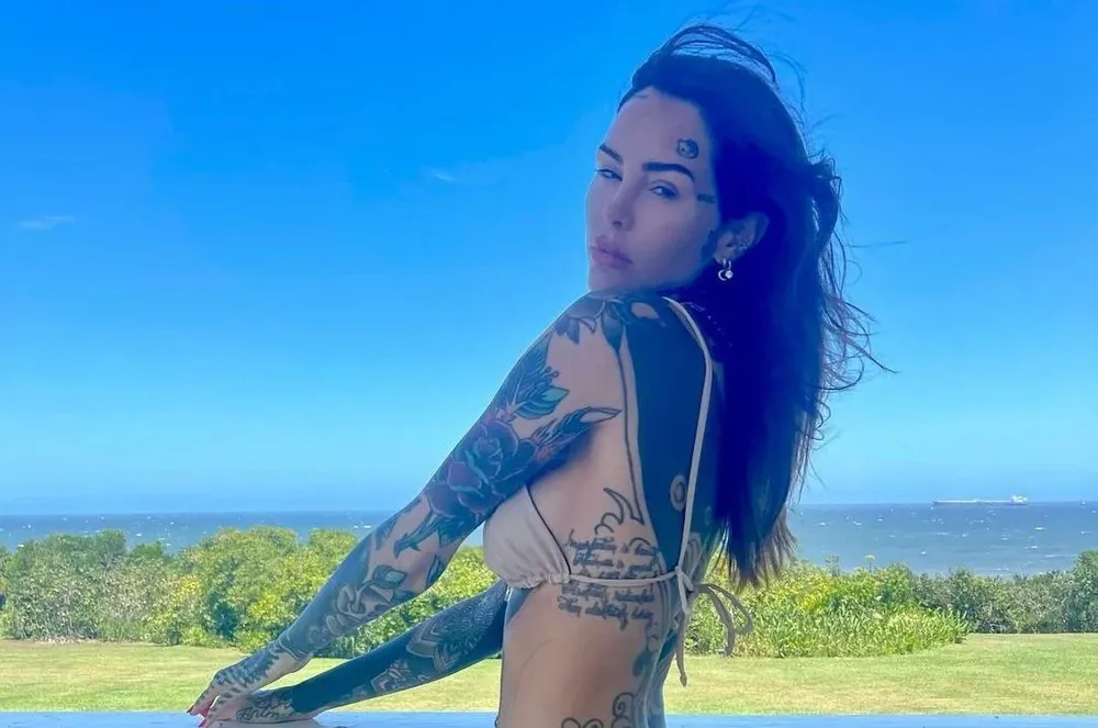 Candelaria Tinelli en Punta del Este