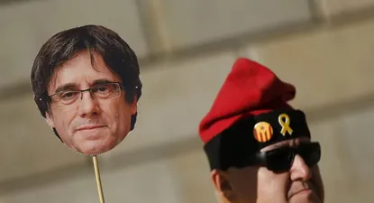 Postergan por presión judicial  la investidura de Puigdemont