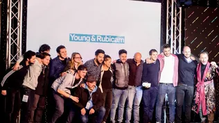 El equipo de Young & Rubicam celebra el premio a la agencia del año