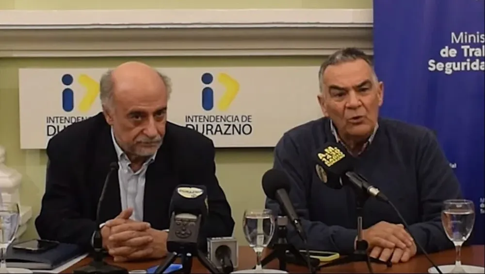 Conferencia de prensa de Pablo Mieres y Carmelo Vidalín en Durazno