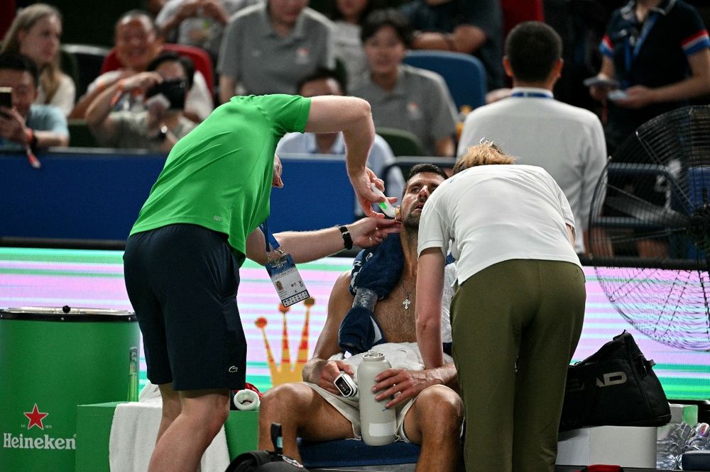 Novak Djokovic en el partido ente el español Jaume Munar en el Shanghai Masters Novak Djokovic en el partido ente el español Jaume Munar en el Shanghai Masters