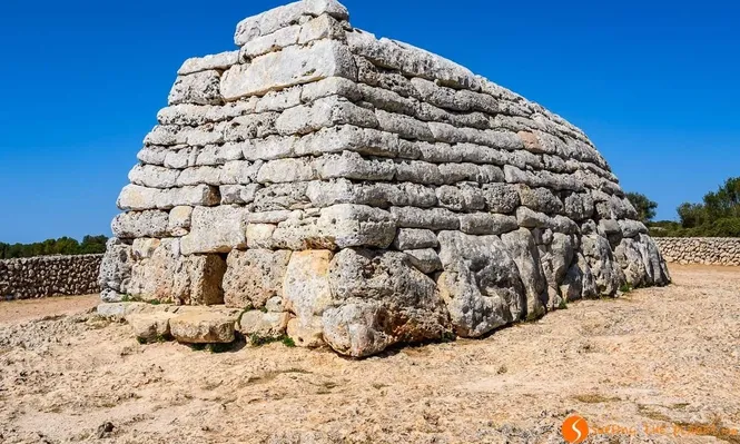 Los monumentos prehistóricos talayóticos de Menorca.