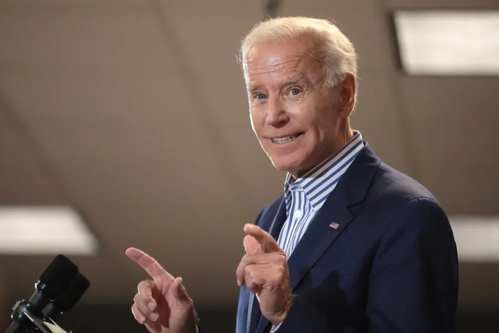 Joe Biden confundió líderes mundiales, números de la economía y cargos de Donald Trump en un mismo discurso.