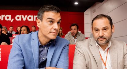 Filtración de mensajes de Pedro Sánchez: Óscar López lo ve como muy grave y pide investigar