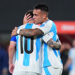 Lautaro Martínez y Lionel Messi