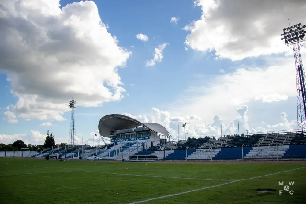 El Estadio Ubilla tuvo corte de césped a pedido de Peñarol