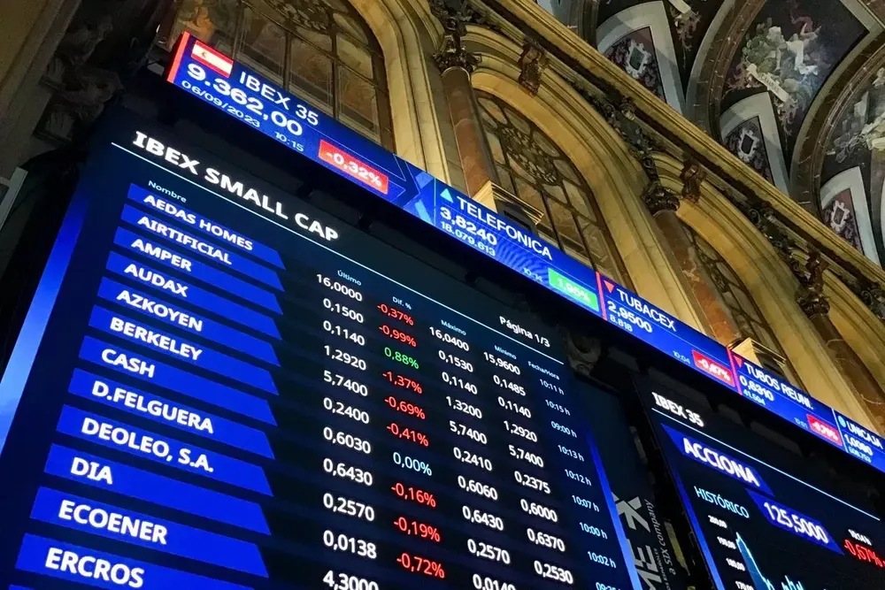 La bolsa de Madrid abrió con pérdidas este miércoles.