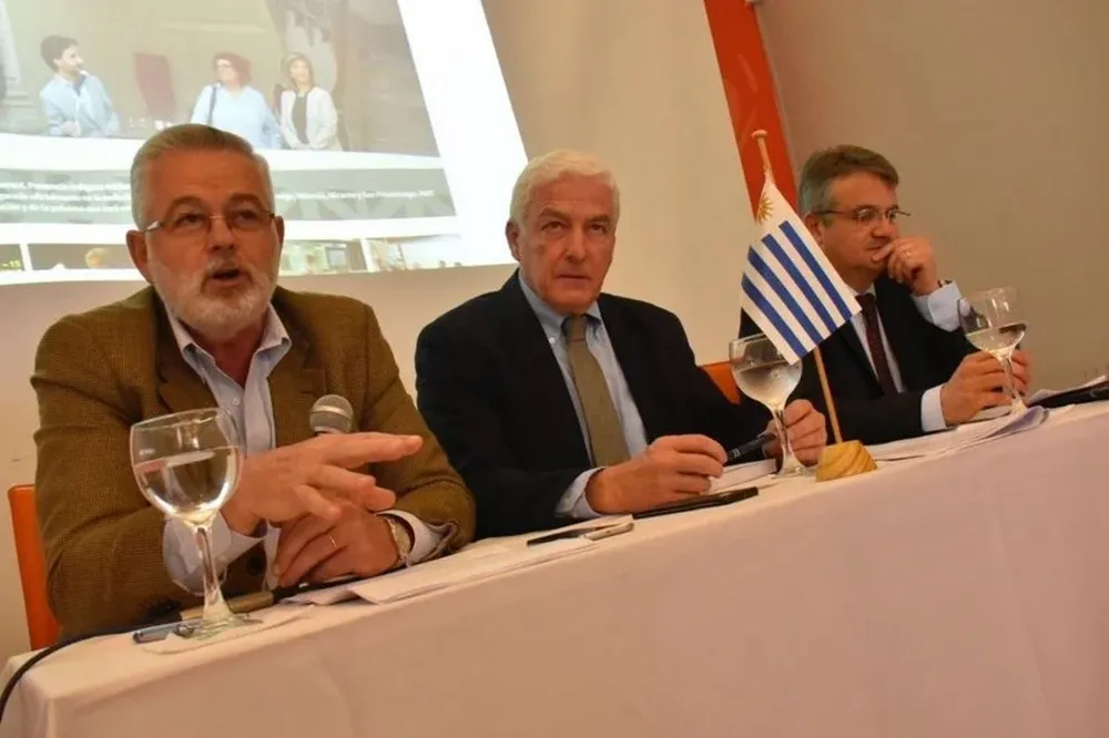 Robaina, Stanham y Acosta presentaron las estadísticas de la carne en 2017.