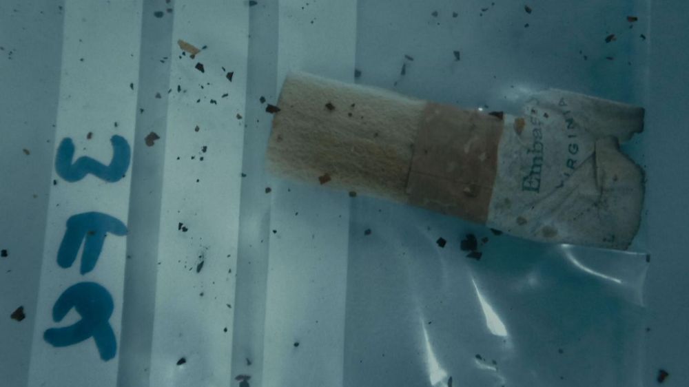 Un cigarrillo que fumó el asesino en el apartamento de Mary dio la primera pista sobre su identidad.