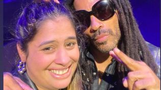 Mariana Garaza junto a Lenny Kravitz en el Estadio Centenario
