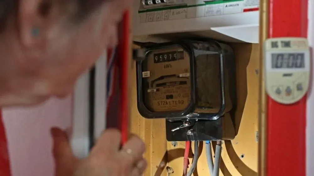 Topar aparece como palabra extraña de este año y significa poner y quitar topes al precio del gas o el petróleo.