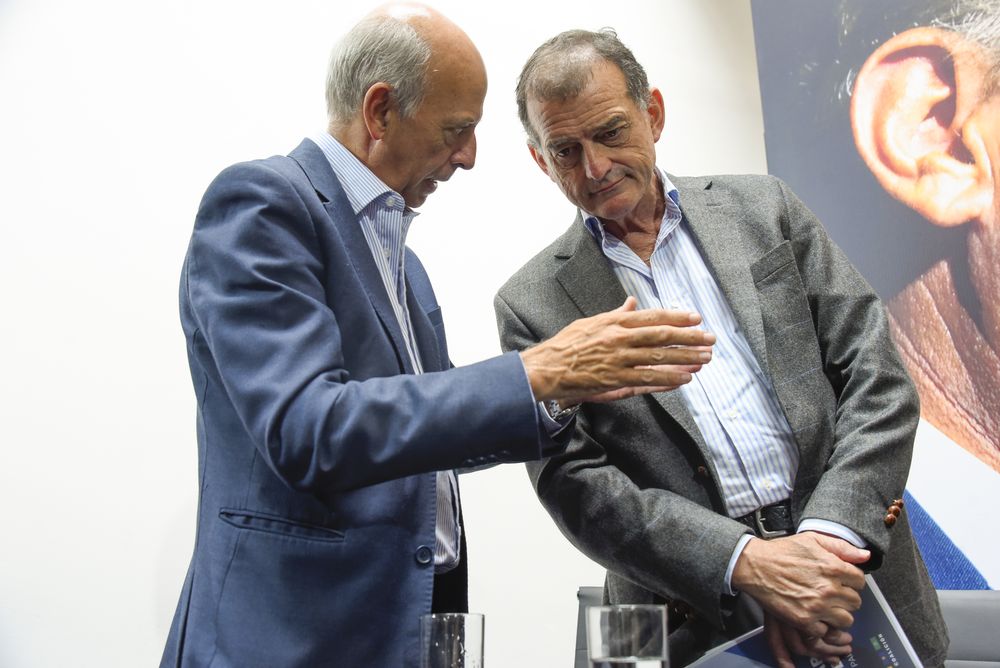 Archivo. Guido Manini Ríos junto al exministro de Defensa Javier García