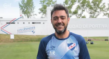 Recoba: su nuevo rol como asistente, la final y los consejos a los jóvenes que ahora dirige