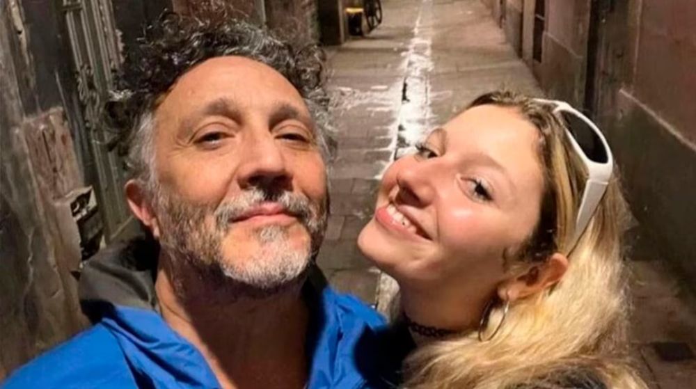 Margarita, la hija de Fito Páez y Romina Ricci, de 19 años, formará parte de Al borde del mundo en el Centro Cultural San Martín.