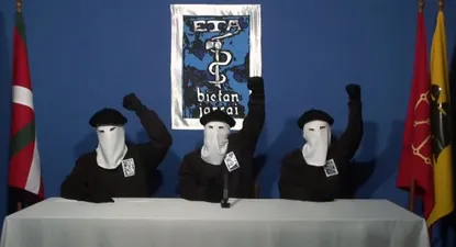 Se disolvió la ETA, el grupo terrorista que asedió a España por décadas