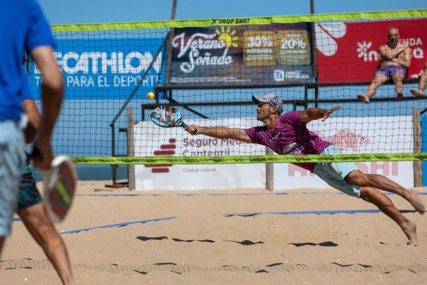Torneo internacional de beach tennis