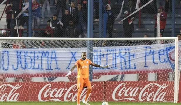 Nacional viaja con 27 futbolistas a Porto Alegre y Mejía volvió a ser convocado
