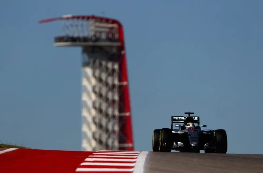 Lewis Hamilton, hizo la pole en Austin
