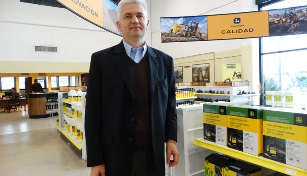 Schwengber en la casa central de Interagrovial