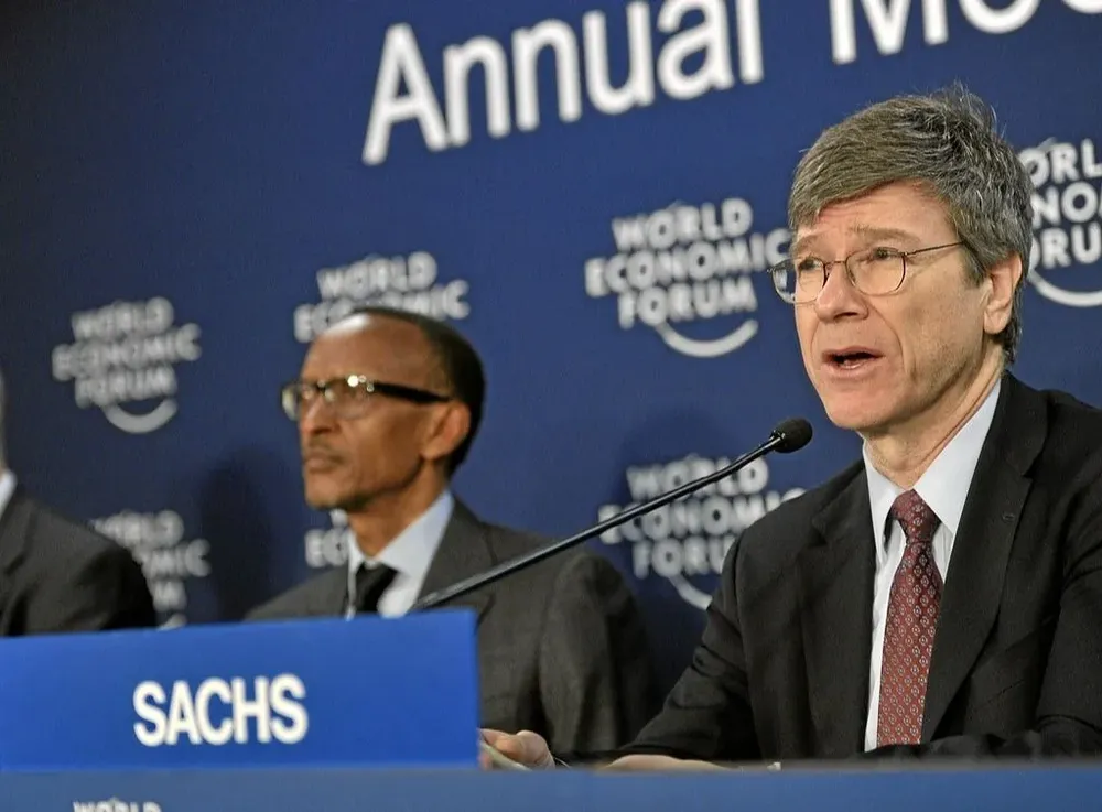 El reconocido economista de Harvard Jeffrey Sachs criticó la política exterior norteamericana